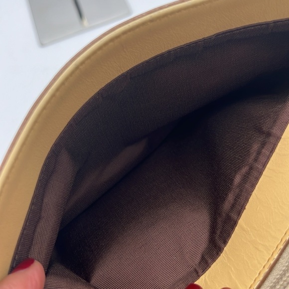 BURBERRY LONDON BEIGE TONAL STITCH COLOR BLOCK LEATHER SHOULDER BAG PURSE - Picture 12 of 14